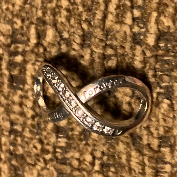 STERLING SILVER FAMILY INFINITY CHARM - Picture 5 of 6